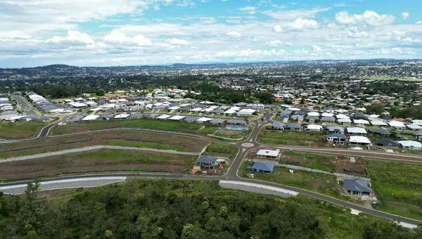 Cranley, QLD 4350